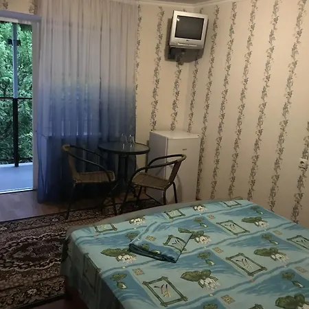 On Sjerohods'koho Guest house